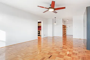 Rented by R New York