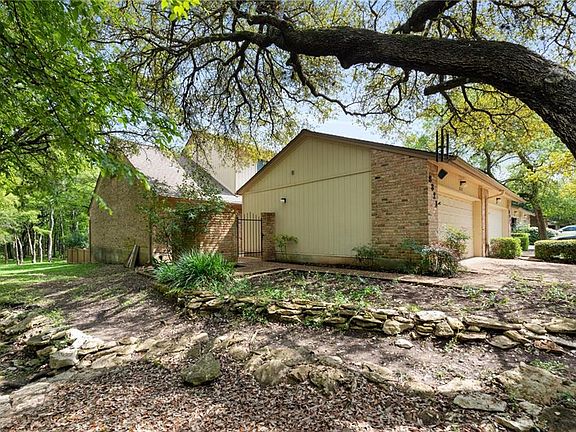 2nd image of 8321 Summer Place Dr