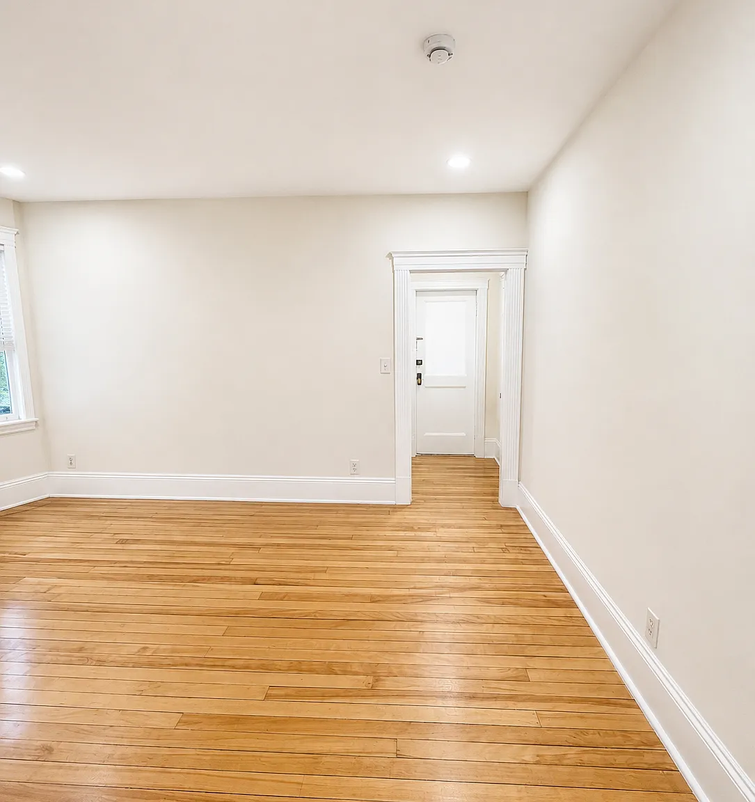 1 bed, $2,350 — Photo 2