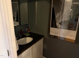 102 Hatfield Ln, Raleigh, NC 27603