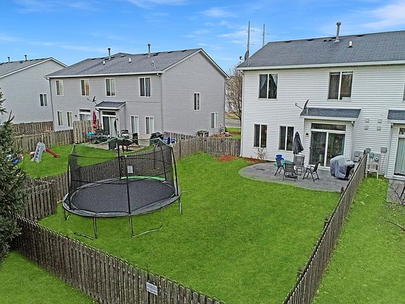 4th image of 2230 Margaret Dr