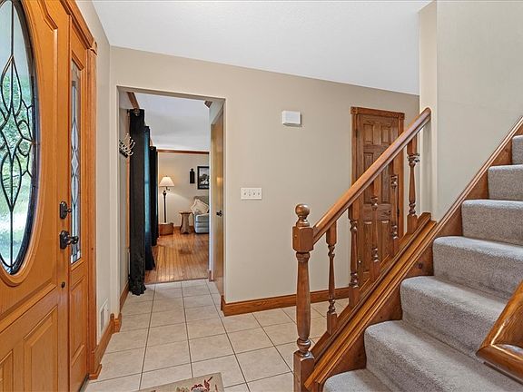 3rd image of 111 Village Dr