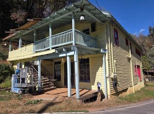 20 W Mills Rd, Franklin, NC 28734