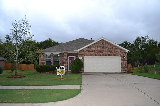 1st image of 5919 Waterford Dr