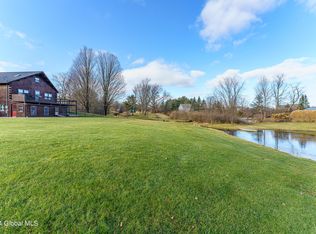 14 Cary Rd, Mechanicville, NY 12118