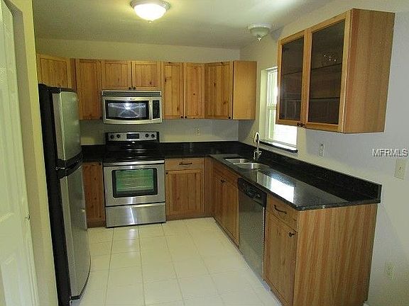 5th image of 329 Marjorie Blvd