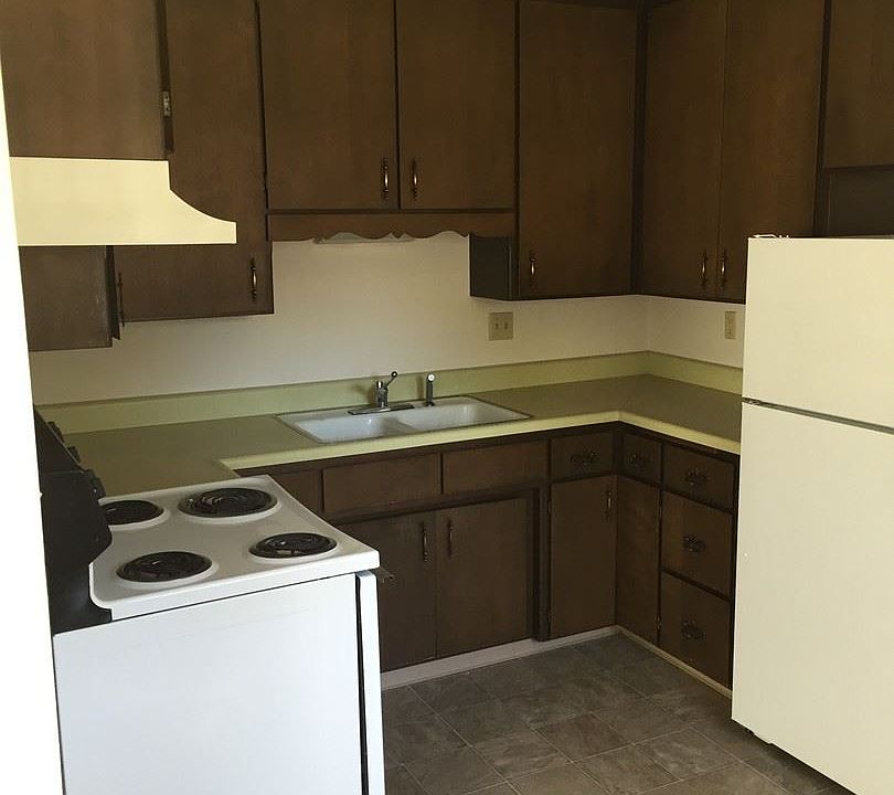 2nd image of 1920 9th St APT 5