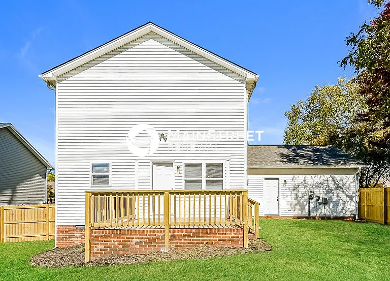 119 Brooks Edge Dr — Photo 16