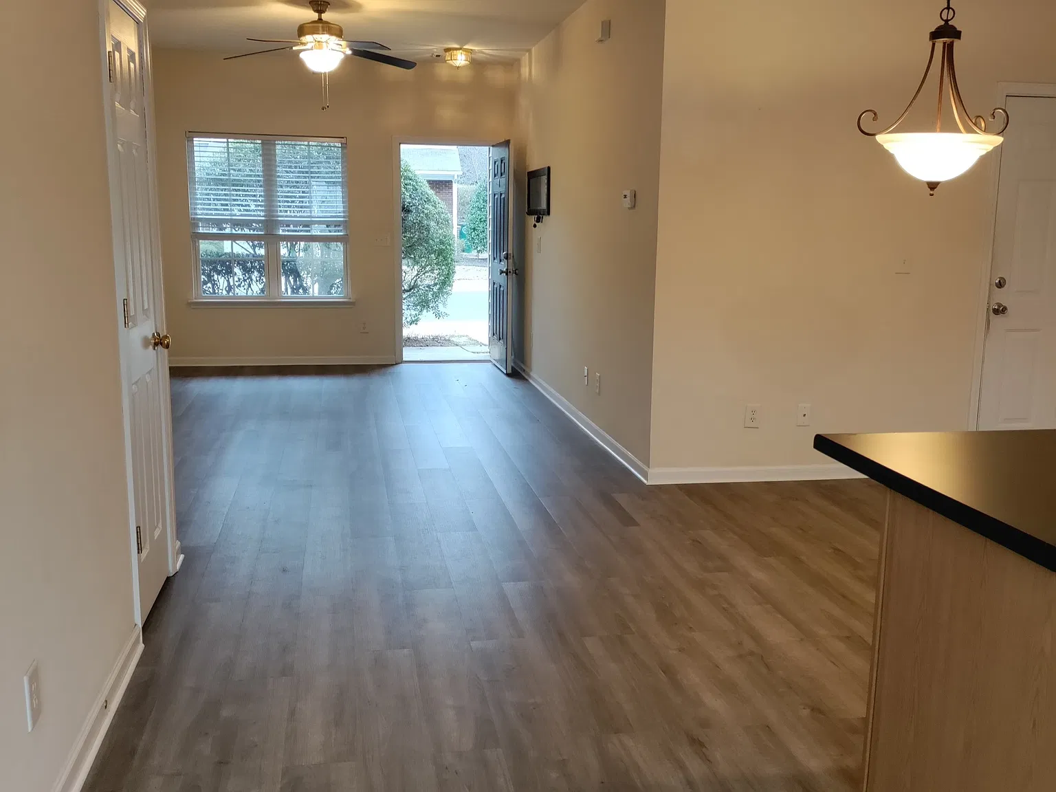 2 bed, 1364 sqft, $1,775 — Photo 3