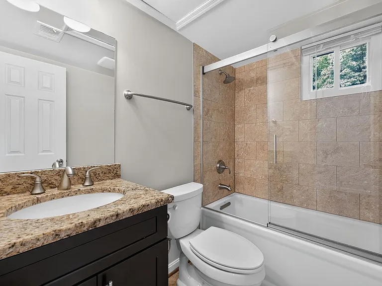 4898 Wheatstone Dr — Photo 24