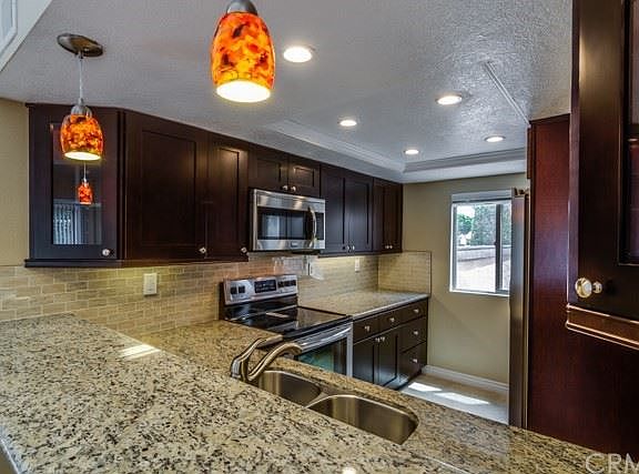3rd image of 1647 S Heritage Cir