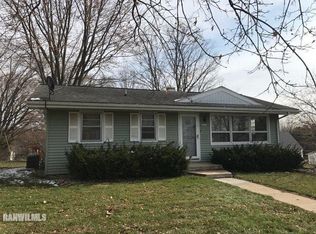 105 California St, Savanna, IL 61074