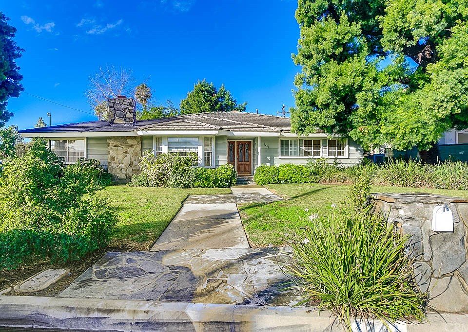 1st image of 1241 Louise Ave