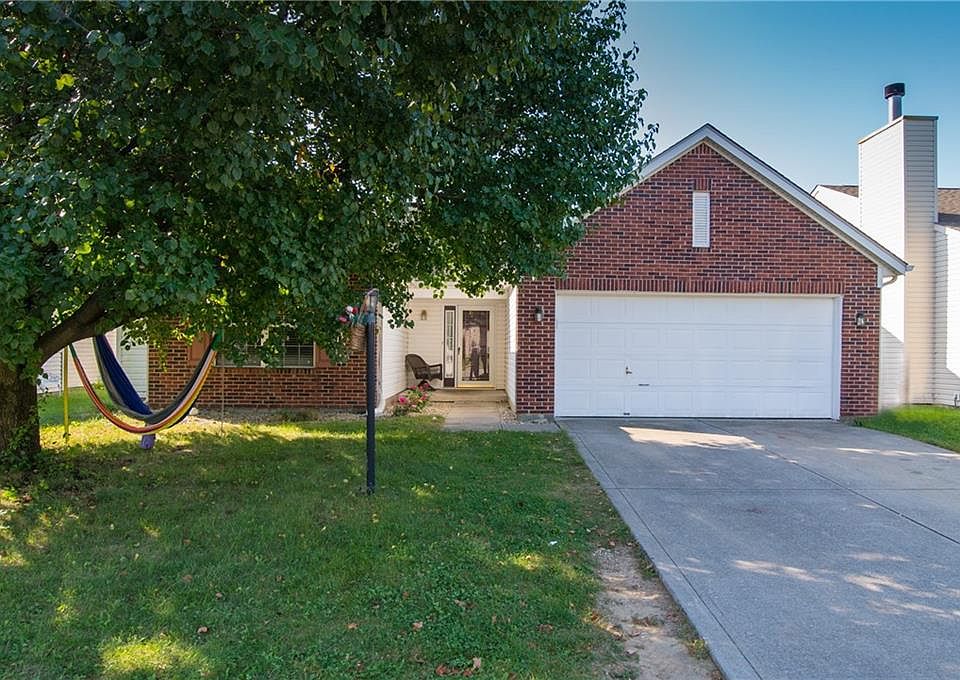 1st image of 3215 Crestwell Dr