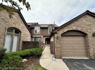 30375 Oakview Way, Franklin, MI 48025