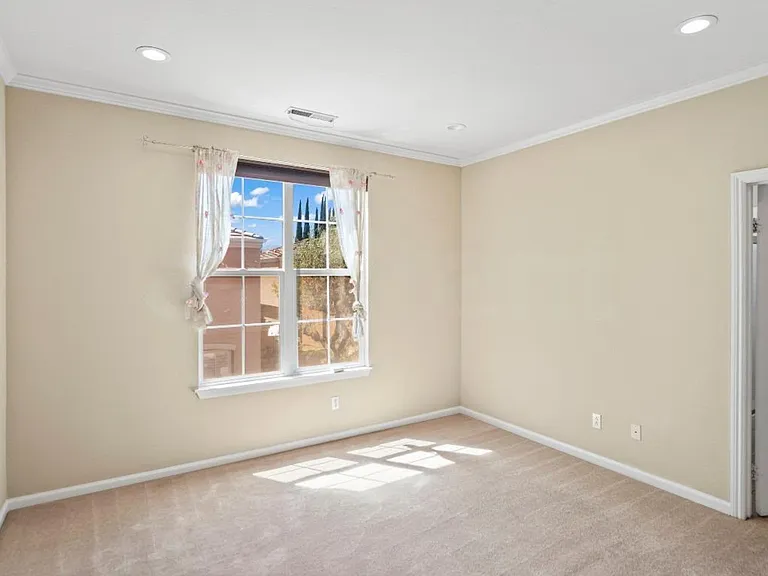 5838 Chambertin Dr — Photo 25