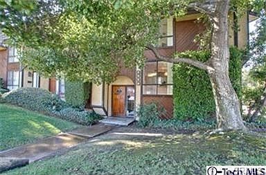 1st image of 2958 Montrose Ave #1