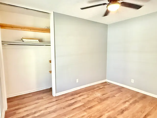 2527 Kingston Dr — Photo 16