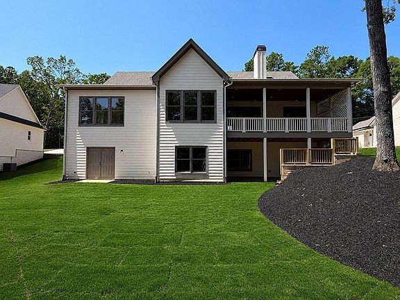 3rd image of 167 Pope Dr