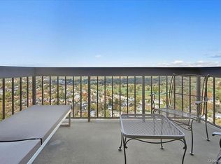 26910 Grand Central Pkwy APT 31N, Floral Park, NY