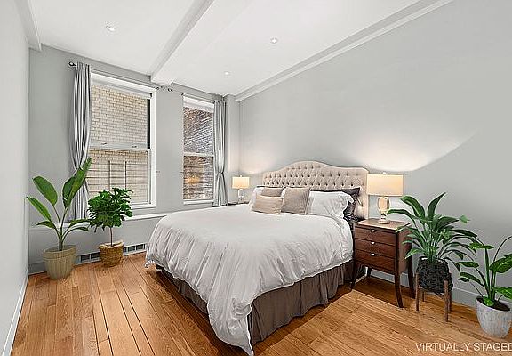 5th image of 49 E 21st St APT 4D