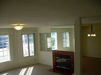 3rd image of 1253 23rd St Unit 1