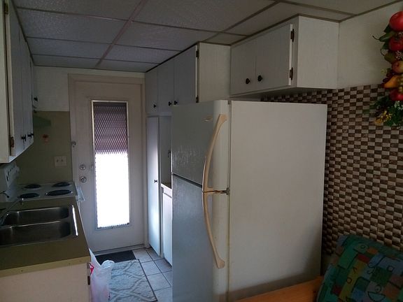 4th image of 2516 Hayes St APT 12