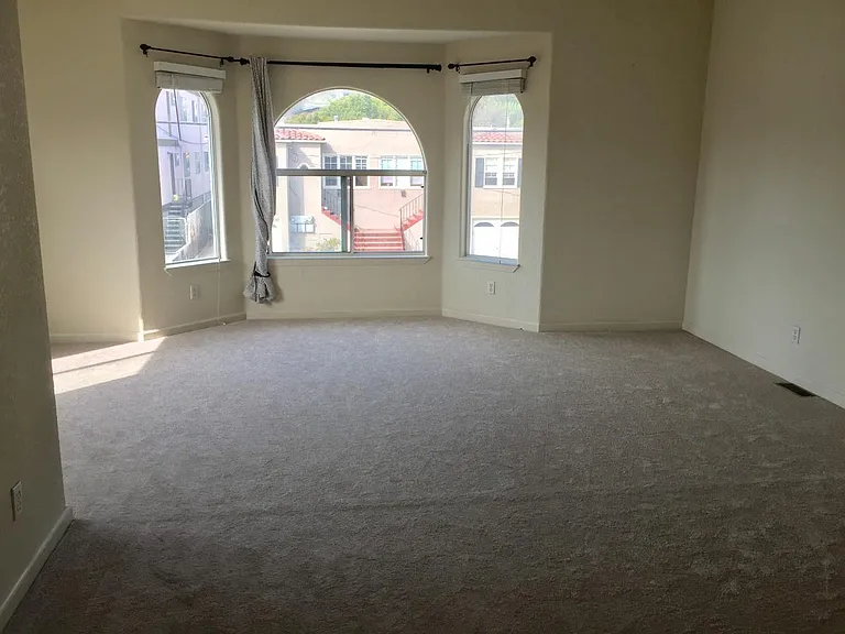 743 Adams St — Photo 19