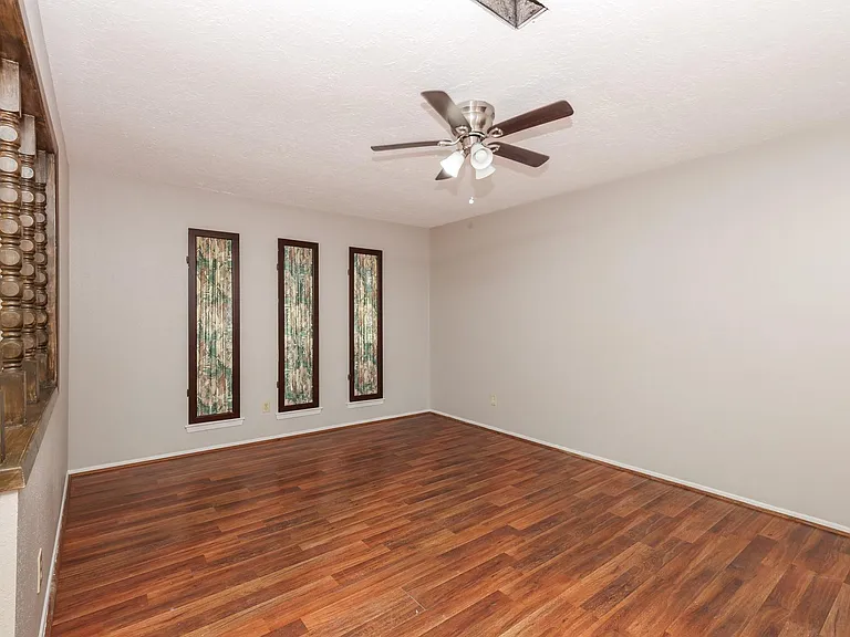 11938 Paramount Ln — Photo 4
