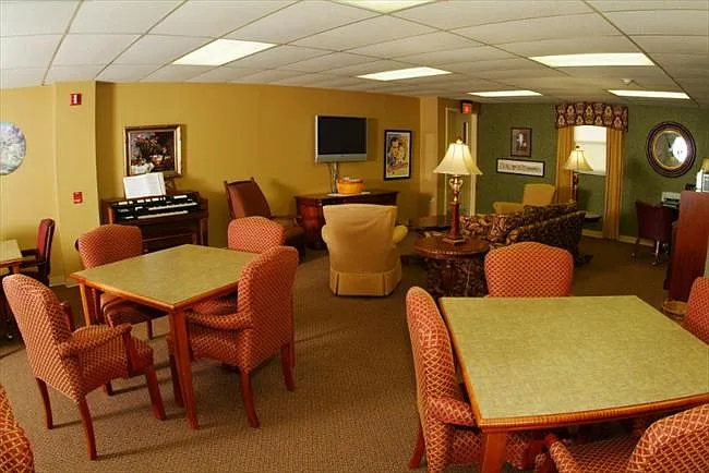 Plum Creek Acres Apartments — Photo 5
