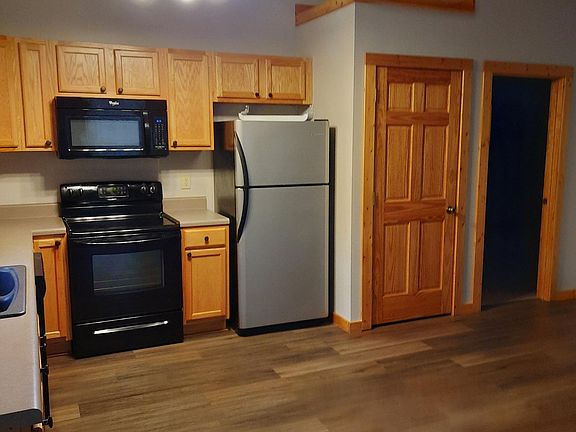 3rd image of 8325 Carolina Blvd #2