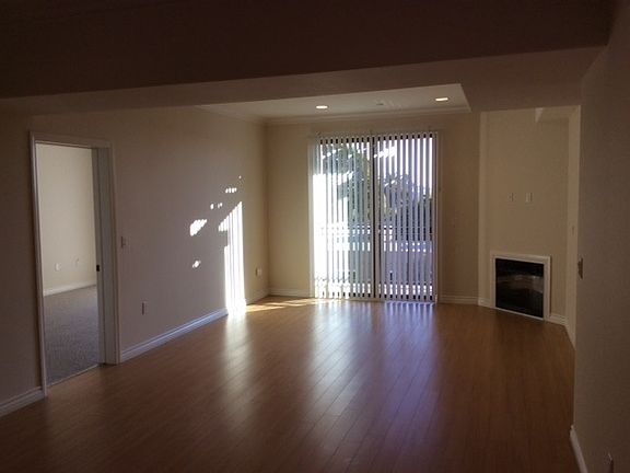 3rd image of 525 N Adams St APT 310