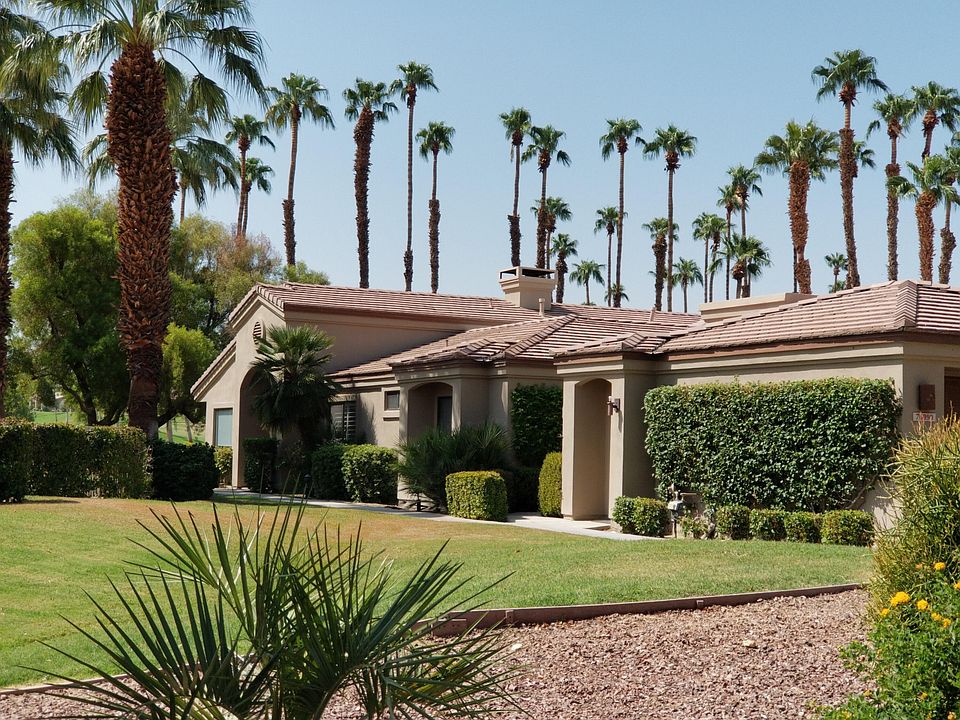1st image of 76099 Palm Valley Dr