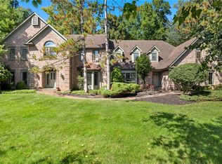 8054 Barony Woods, Pittsford, NY 14534