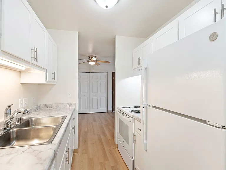 2415 Springdale Rd — Photo 5