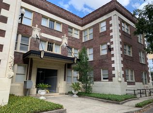 110 Auditorium Cir #23, San Antonio, TX 78205