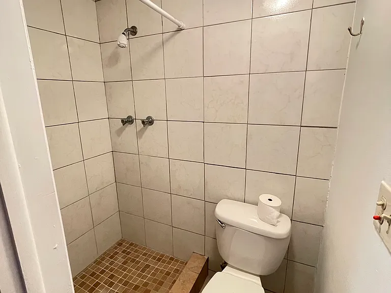 3352 Chauncy Rd — Photo 17