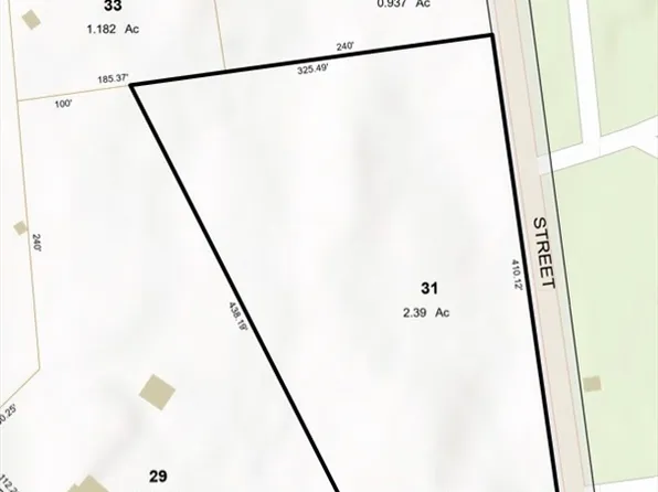 63 Holman St, Lunenburg, MA 01462