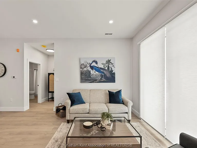 364 Grand Ave E #310 — Photo 28