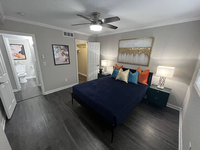 55 Pharr — Photo 1