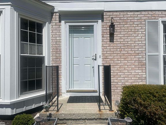 5th image of 1343 Autumn Ln