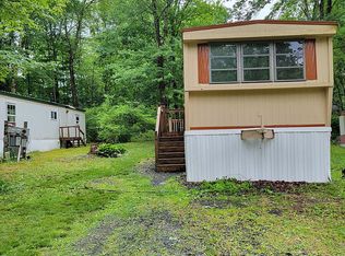 115 Poe Voll Ct, Stroudsburg, PA 18360