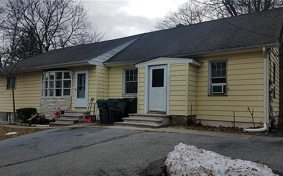 3rd image of 3 School House Ln