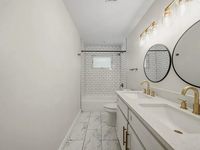 10658 Northbrook Dr — Photo 17