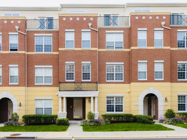 22725 Beacon Crest Ter, Ashburn, VA 20148