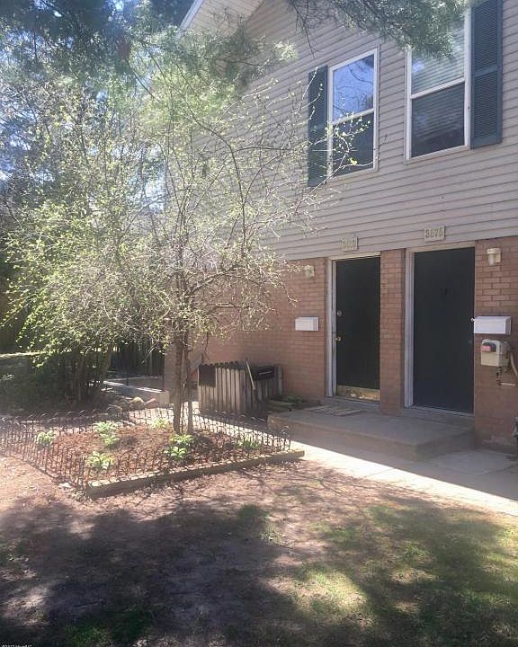 1st image of 3573 Kenbrooke Ct