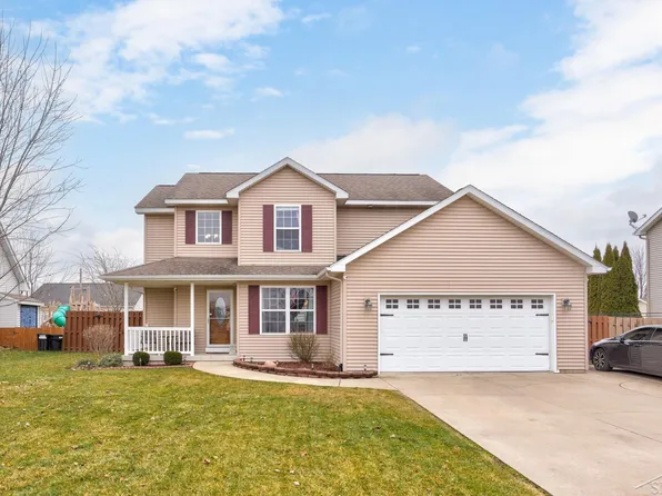 8374 Goldfinch Dr, Freeland, MI 48623
