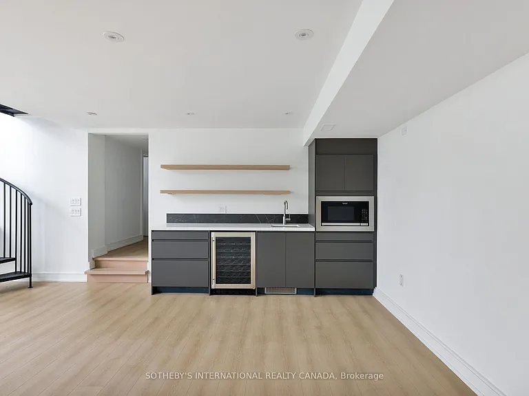 159 Humbervale Blvd — Photo 44