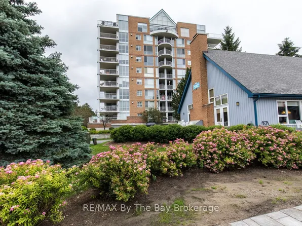 24 Ramblings Way #502, Collingwood, ON L9Y 5S7