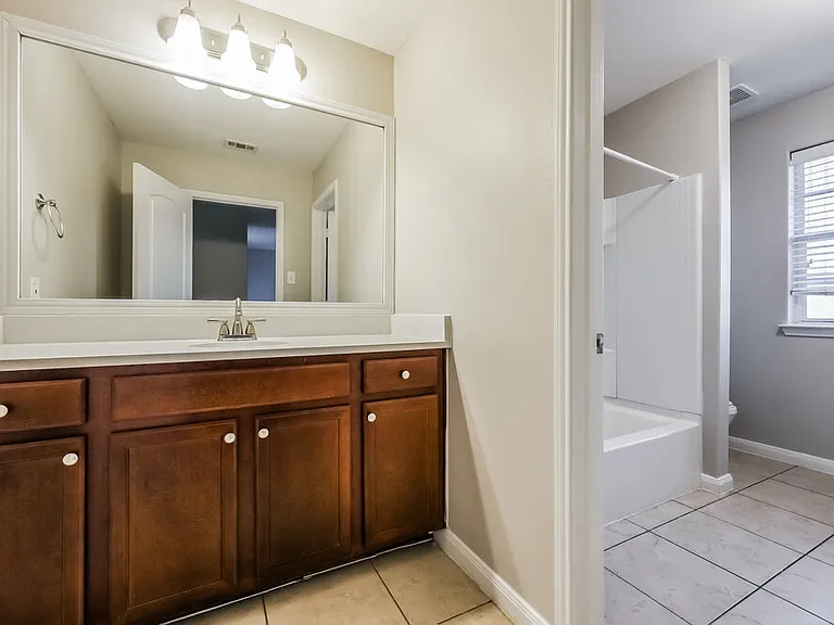 4268 Tower Ln — Photo 15